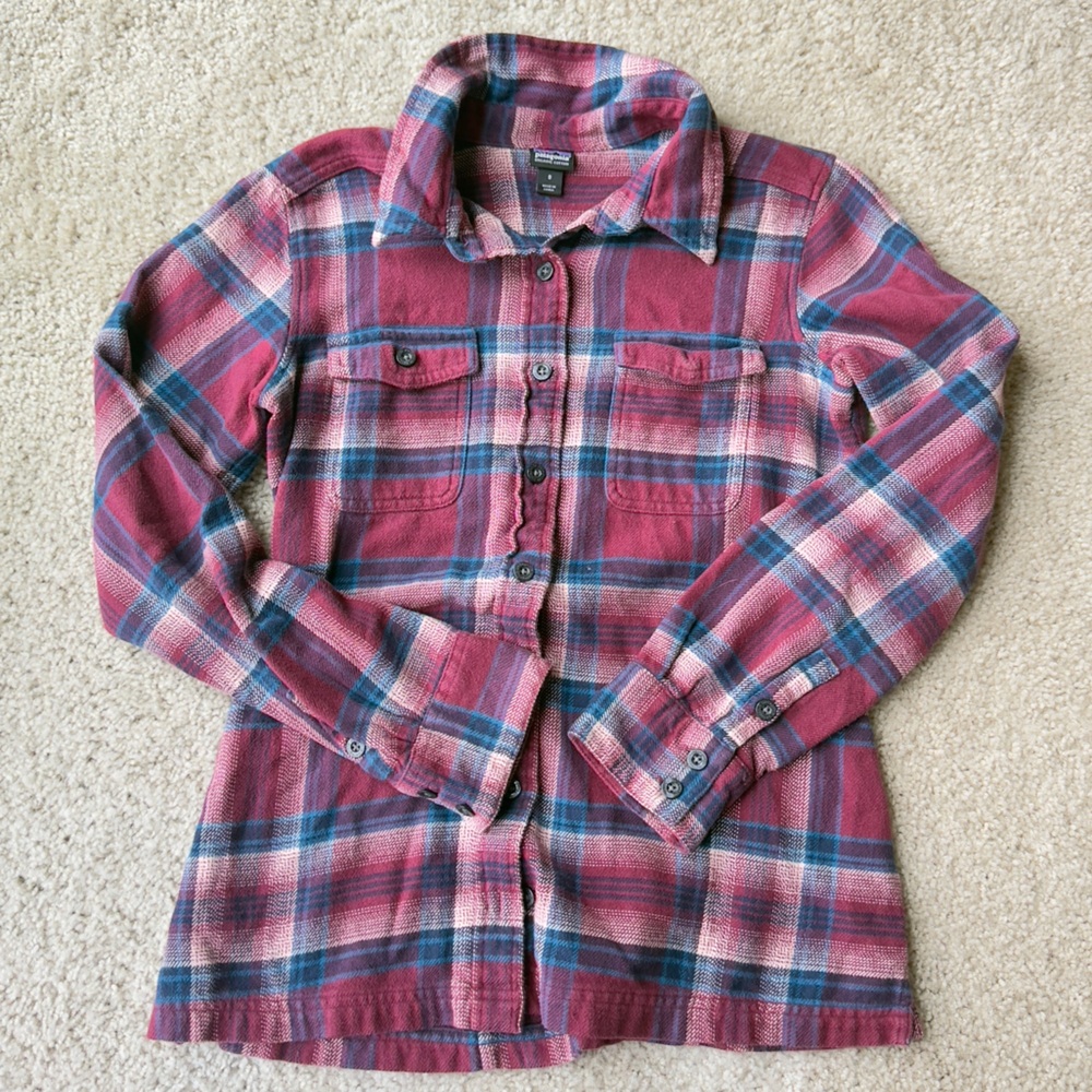 Patagonia Plaid Button-Up Shirt Size 0 or Small